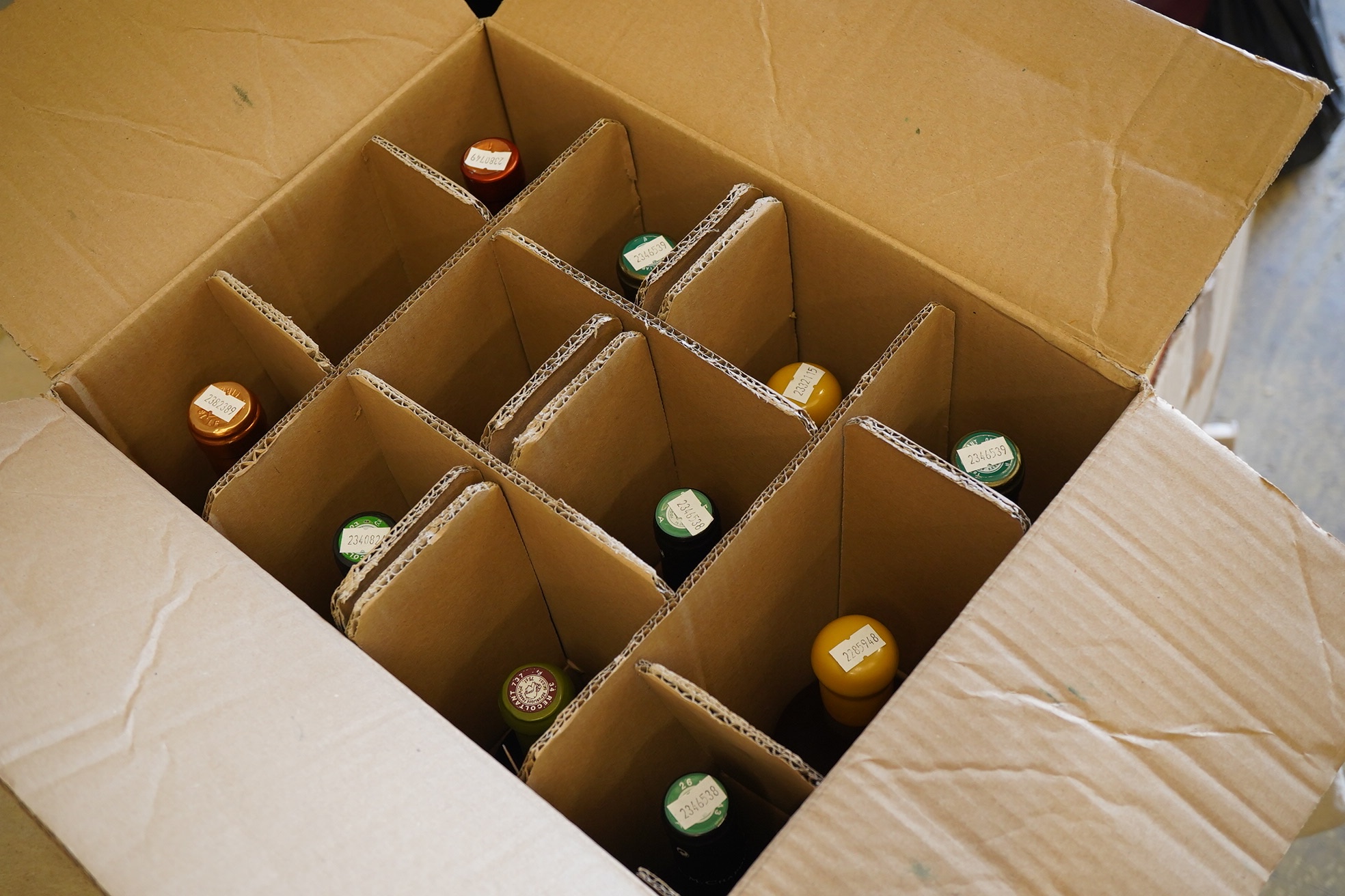 A mixed parcel of wine